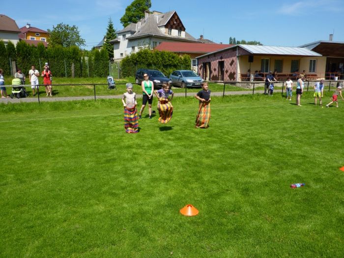 Program na fotbalovém hřišti
Klíčová slova: Bělá;dětský den