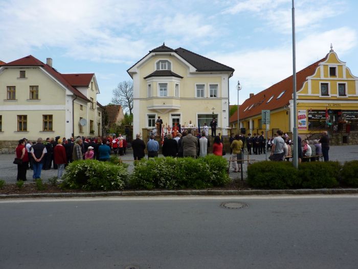 Mše svatá
Klíčová slova: Bělá hasiči pouť