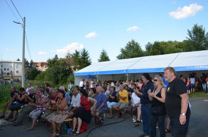 Country festival na starém mostě
Klíčová slova: Bělá country