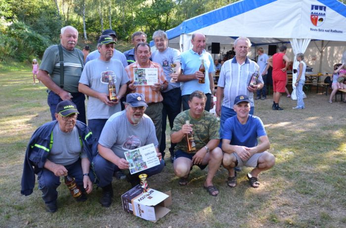 Družstva veteránů SDH Bělá nad Radbuzou a Újezd Svatého Kříže 
Klíčová slova: Újezd Svatého Kříže hasiči