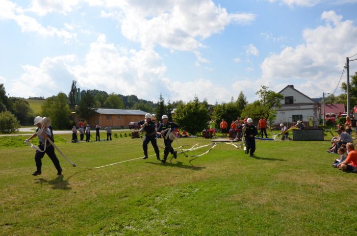 Požární útok muži SDH Bělá nad Radbuzou
Klíčová slova: Bělá hasiči