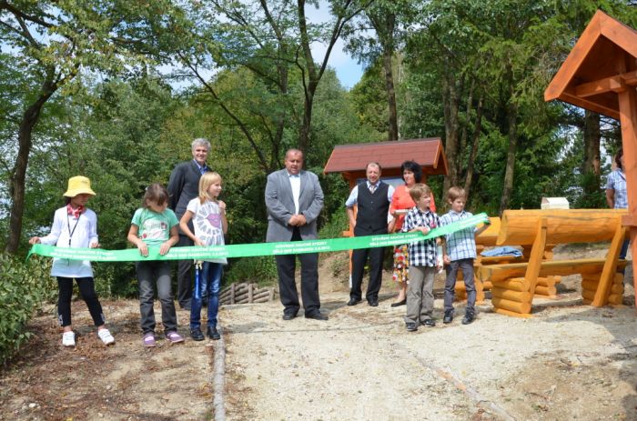 Slavnostní otevření
Klíčová slova: Bělá naučná stezka