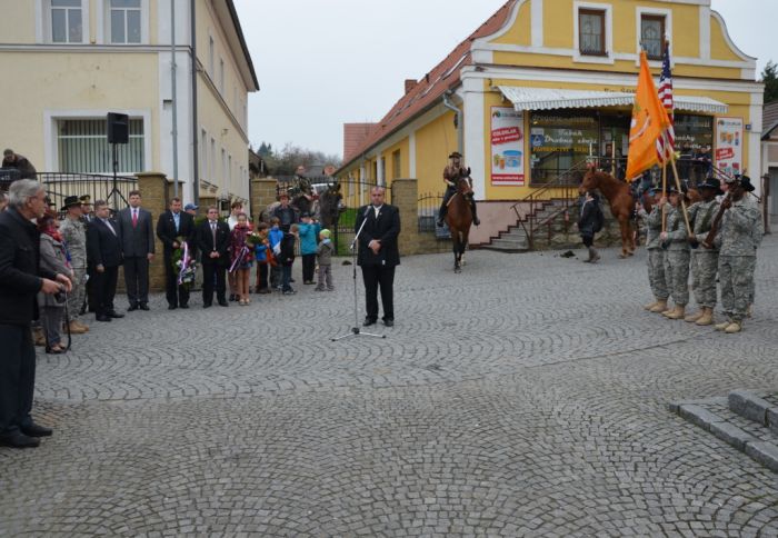 Bělá nad Radbuzou
Slavnostní akt na náměstí
Klíčová slova: Bělá Hostouň osvobození