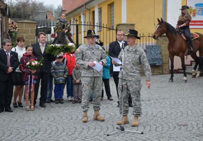 Bělá nad Radbuzou
Slavnostní akt na náměstí
Klíčová slova: Bělá Hostouň osvobození