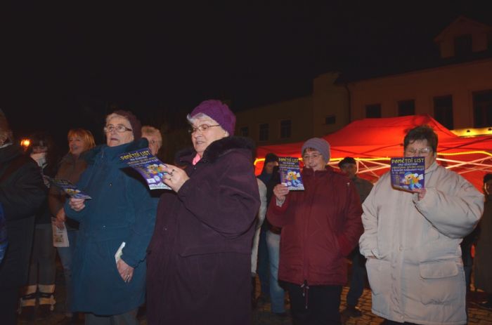 Společné zpívání
Klíčová slova: Bělá;koledy