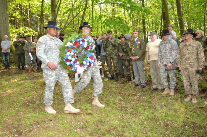 Růžov
Slavnostní akt
Klíčová slova: Bělá;Hostouň;osvobození