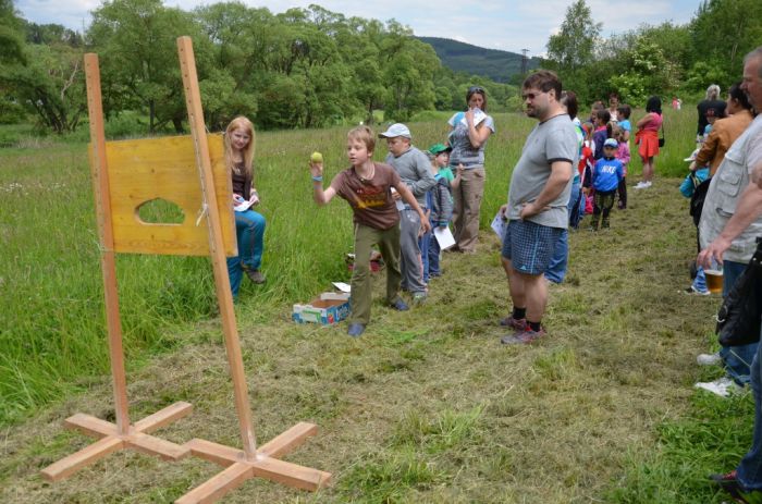 Program na fotbalovém hřišti
Klíčová slova: Bělá;dětský den