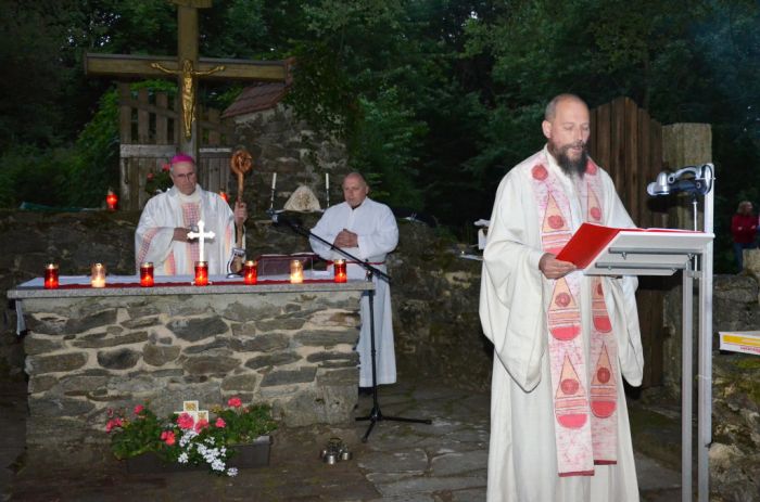 Mše svatá
Klíčová slova: Bělá;Pleš;Radkovský