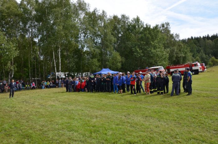 Slavnostní nástup
Klíčová slova: Bělá;hasiči;Újezd Svatého Kříže;soutěž