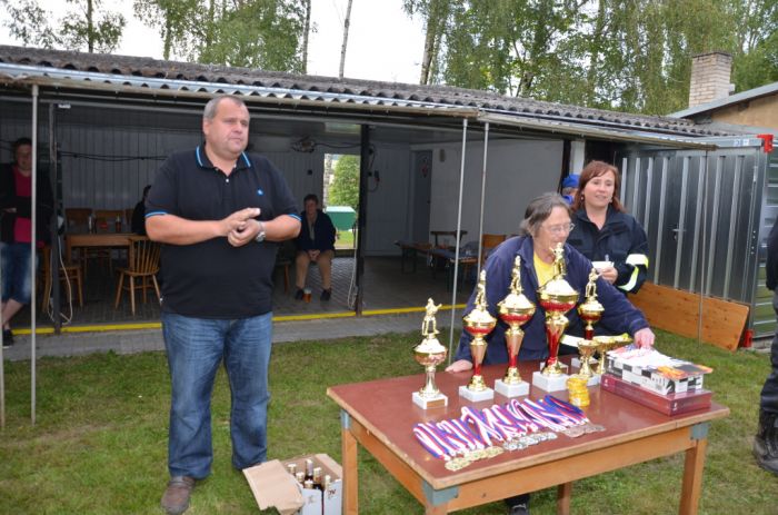 Vyhlašování pořadí
Klíčová slova: Bělá;hasiči;Újezd Svatého Kříže;soutěž