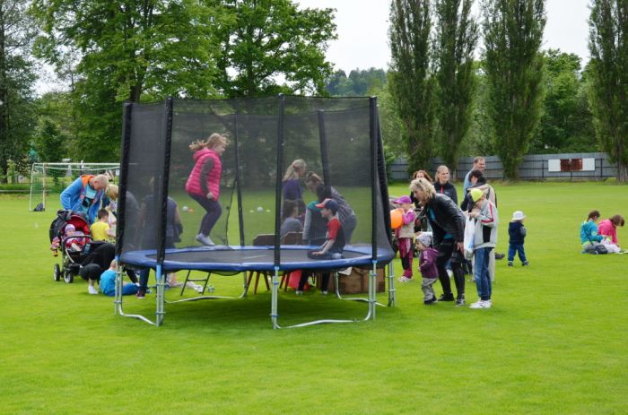 Program na fotbalovém hřišti
Klíčová slova: Bělá;dětský den