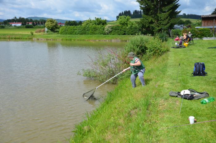 Rybník Bělák
Klíčová slova: Bělá;rybáři;děti