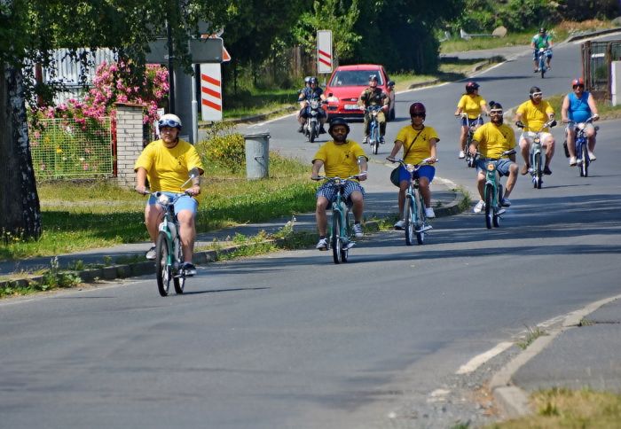 Spanilá jízda v Bělé nad Radbuzou
Klíčová slova: Bělá;mopedscuk;mopedy