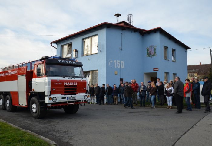 Slavnostní vyjížďka
Klíčová slova: Bělá;SDH;Tatra