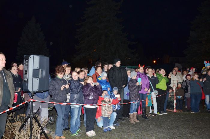 6. 12. - Bělá nad Radbuzou
Klíčová slova: Bělá;Mikuláš