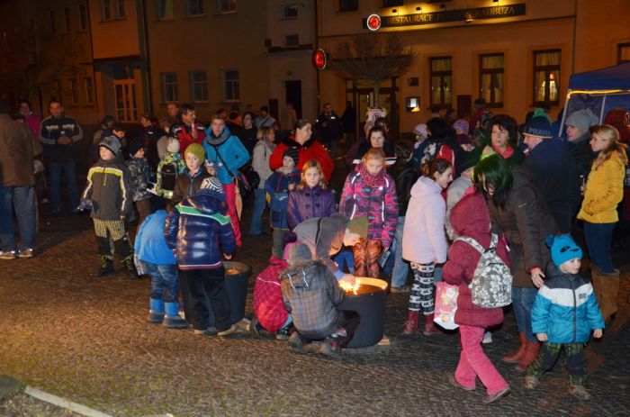 Společné zpívání
Klíčová slova: Bělá;zpíváníkoled;Český rozhlas