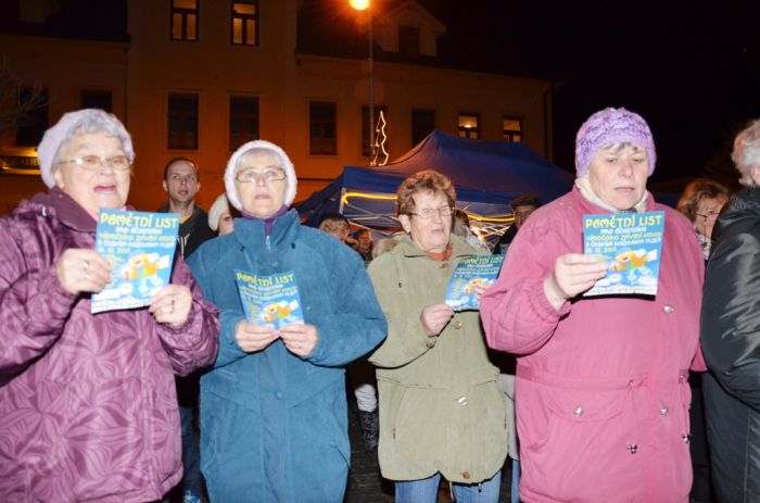 Společné zpívání
Klíčová slova: Bělá;zpíváníkoled;Český rozhlas