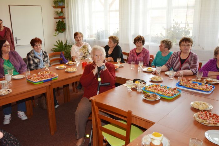 Besídka na konec semestru 12. dubna
Klíčová slova: Bělá;vu3v