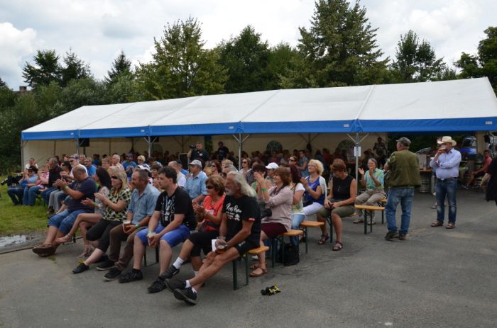 Hudební festival
Klíčová slova: Bělá;country