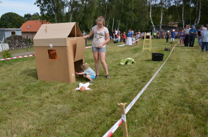 Dětská štafeta
Evakuace osob z hořícího objektu
Klíčová slova: Bělá;Újezd Svatého Kříže;hasiči;soutěž;sdh