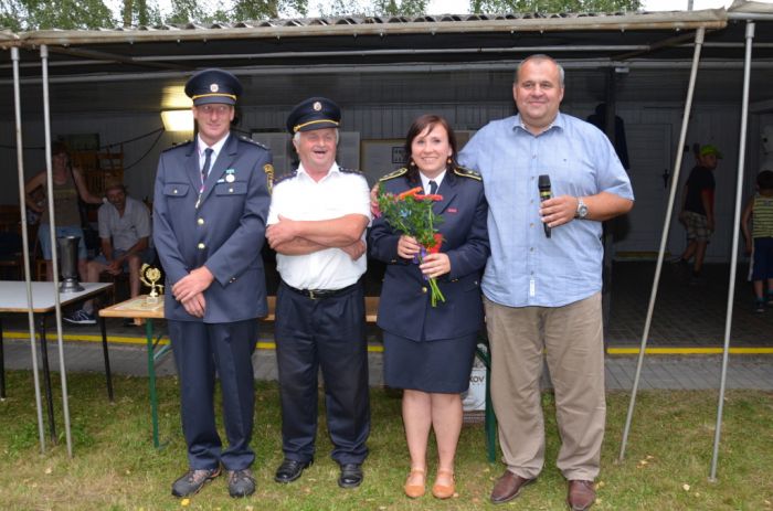 Vyhlašování výsledků
Roman Kühn, velitel sboru, Jaroslav Lešek, starosta okrsku, Blanka Triščová, Ing. Libor Picka, starosta města
Klíčová slova: Bělá;Újezd Svatého Kříže;hasiči;soutěž;sdh