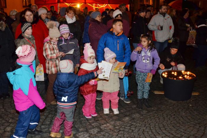 Společné zpívání
Klíčová slova: Bělá;zpívání;koledy