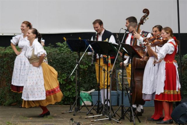 Letní kino
odpolední program - Folklórní soubory Šumavánek a Šumavan při T.J. Sokol Klatovy
