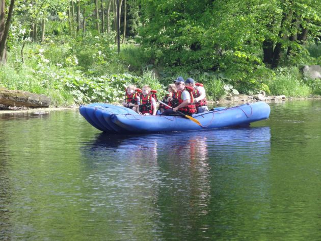 Hasiči Fuferna - děti na raftu
Autor MIC Sušice
